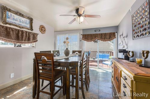 1134 Whiting St, Wyoming MI exterior