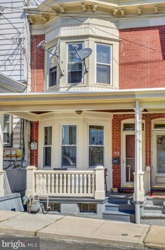 1312 Norwegian St, Primrose, PA 17901-3824