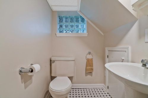 41 Owendale Ave, Pittsburgh PA  15227-1932 exterior