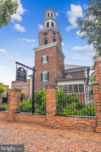 321 Fayette St, Alexandria VA 22314-2434 exterior