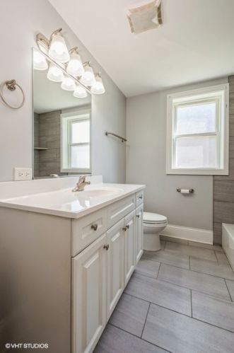 11227 King Dr, Chicago IL 60615-3537 exterior