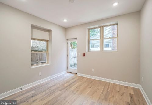 1702 22nd St, Philadelphia PA 19140-3831 exterior