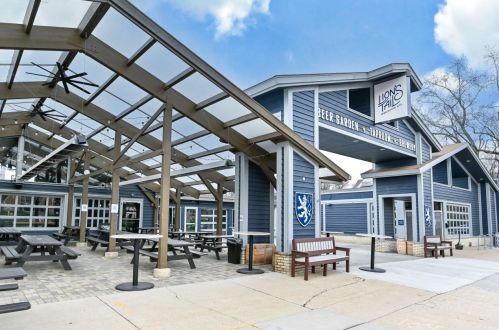 2478 85, Milwaukee WI 53226-1913 exterior