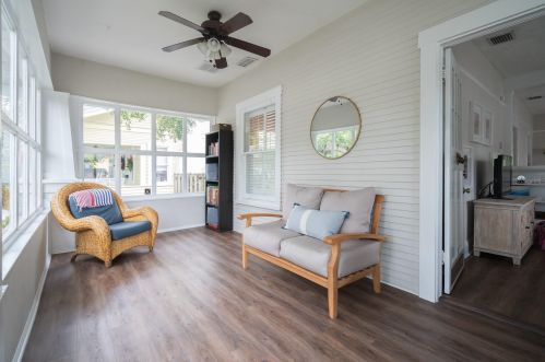 2715 Ferdinand Ave, Tampa FL  33629-7125 exterior