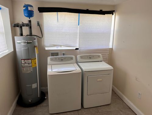 2011 51st Ct, Fort Pierce FL  34947-1683 exterior