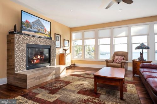 3717 Parke Dr, Edgewater MD 21037-4115 exterior