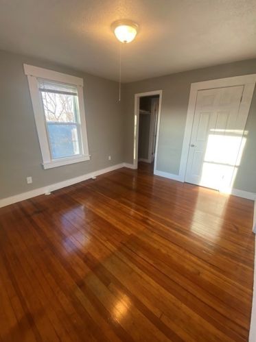 56 Exposition Ter, West Springfield MA 01089-3760 exterior