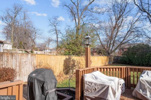 10415 Hayes Ave, Silver Spring MD 20902-3704 exterior