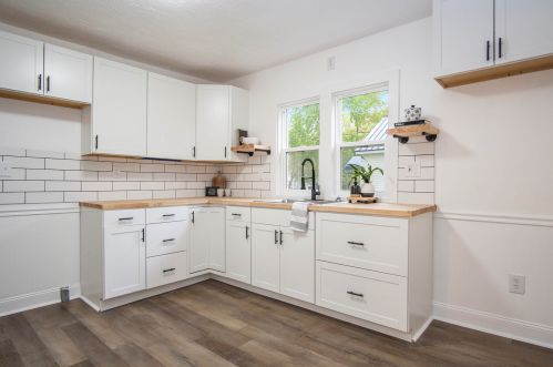 1774 Dyson St, Meskegon MI 49442-5725 exterior