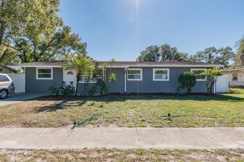 4722 Bay Ave, Tampa FL 33616-1070 exterior