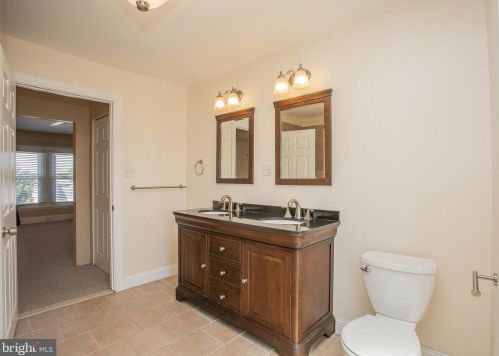 4435 Fleming St, Philadelphia PA 19128-4808 exterior