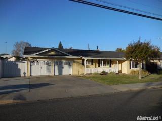 335 North Ave, Turlock, CA 95382-2412
