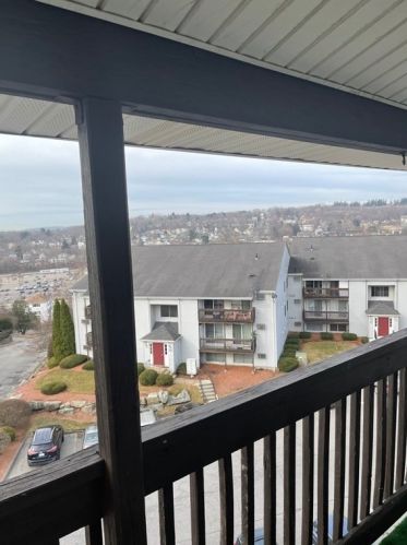 11 Gibbs St, Worcester MA  01607-1453 exterior