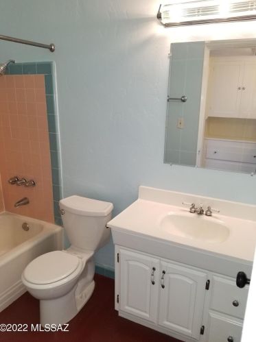 1723 Linden St, Tucson AZ 85705-8935 exterior