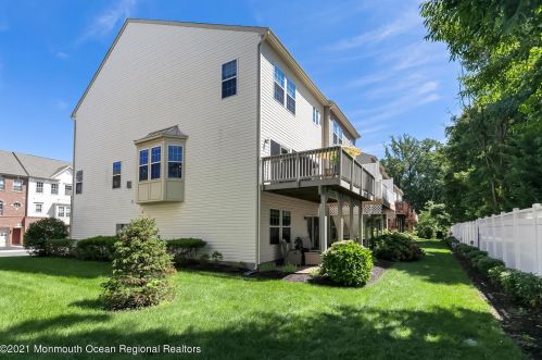 41 Pate Dr, Middletown NJ 07748-1750 exterior