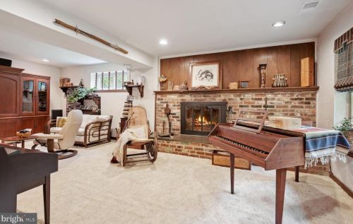 14100 Arctic Ave, Rockville MD 20853-2617 exterior