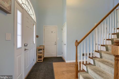 107 Doreen Dr, Hummelstown PA 17036-2725 exterior