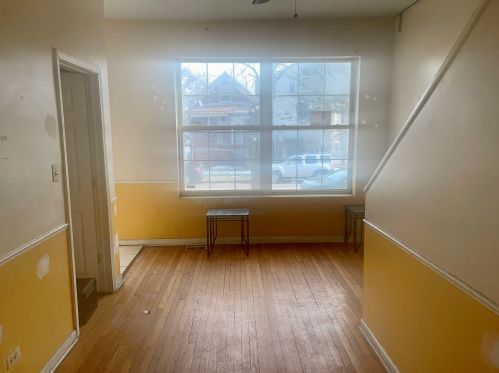 5608 Marshfield Ave, Chicago IL 60636-1218 exterior