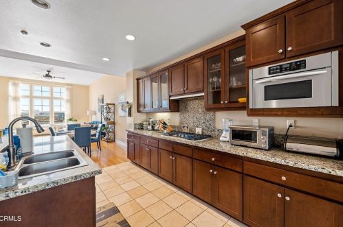 1583 Windshore Way, Oxnard CA 93035-1406 exterior