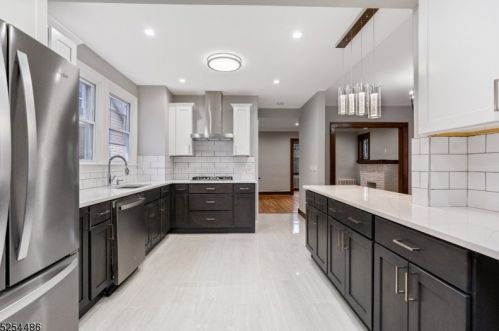 72 Hughes St, Maplewood NJ  07040-3304 exterior