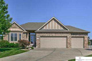 5805 160th Ave, Omaha, NE 68116-3628