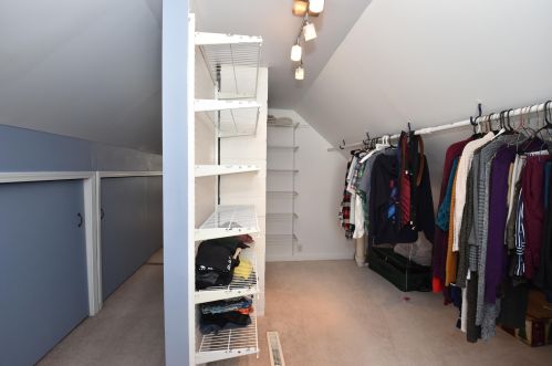 935 113, Milwaukee WI 53226-3401 exterior