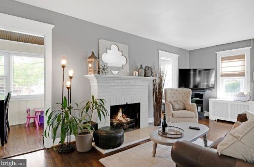 215 Marne Ave, Tavistock NJ 08033-1444 exterior