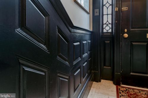 231 Orange St, Lancaster PA  17602-2914 exterior