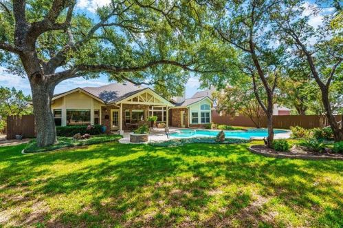 3006 Barton Pt Dr, Austin TX 78733-6322 exterior