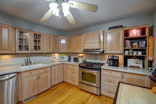 4251 Beverly Rd, Madison WI  53711-3751 exterior