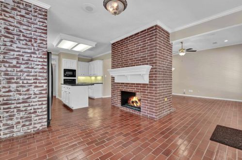 1810 Mountain Aspen Ln, Humble TX 77345-1942 exterior