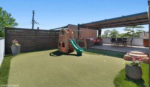 3550 Hoyne Ave, Chicago IL 60643-3323 exterior