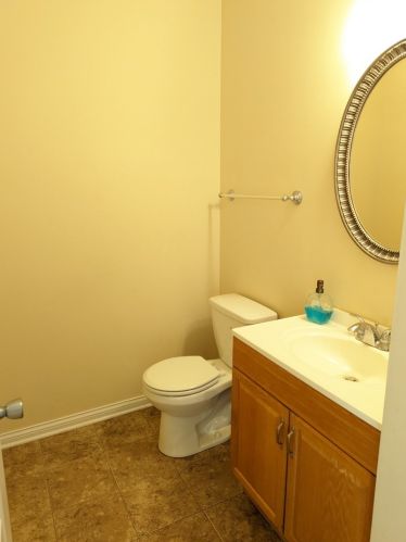 2432 32nd Pl, Chicago IL 60608-6754 exterior