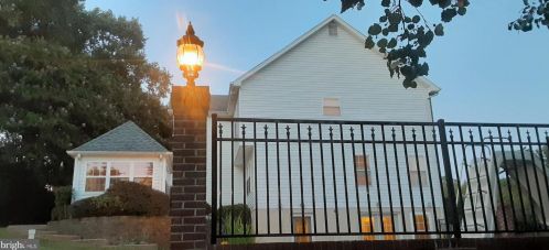 1346 Duchess Ln, Huntingtown MD 20639-2337 exterior