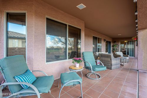 1241 Marshview Ln, Green Valley AZ 85614-6293 exterior