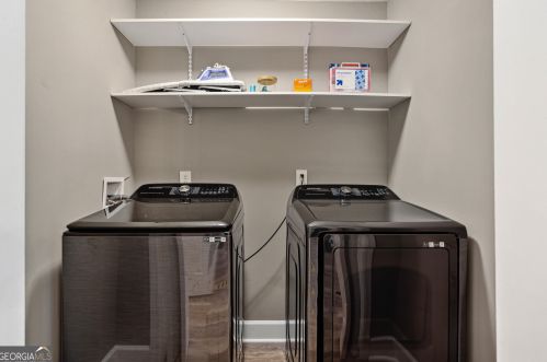 4096 Clay Dr, Atlanta GA  30360-2522 exterior