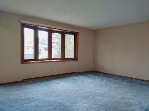 4211 Dodge St, Duluth MN 55804-1448 exterior