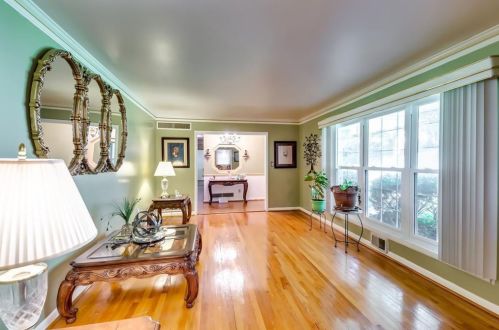 2876 Bob White Dr, Atlanta GA exterior