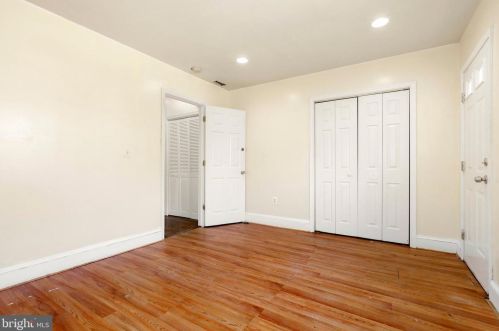 1320 T St, Washington DC 20009-4438 exterior