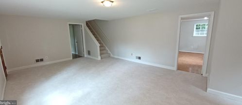 5906 Jane Way, Alexandria VA  22310-1204 exterior