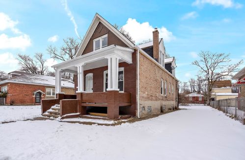 7521 Parnell Ave, Chicago, IL 60620-1820