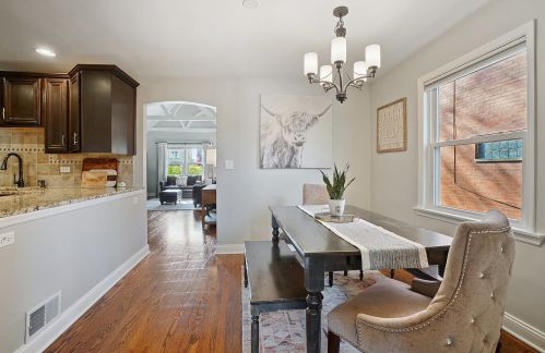 9323 Claremont Ave, Chicago IL 60643-6719 exterior