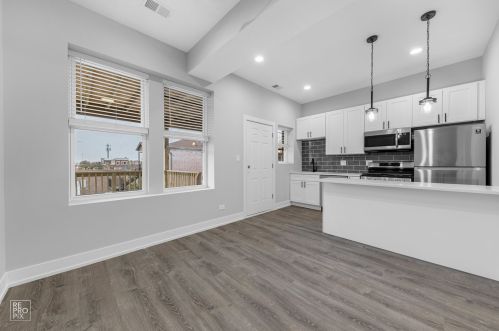 2317 Taylor St, Chicago, IL 60612-4235