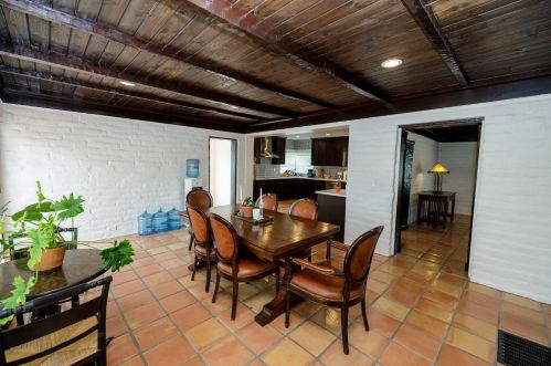 1267 Canal Dr, Turlock CA  95380-4159 exterior