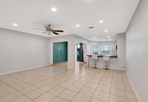 6627 Via Regina, Boca Raton FL 33433-3919 exterior