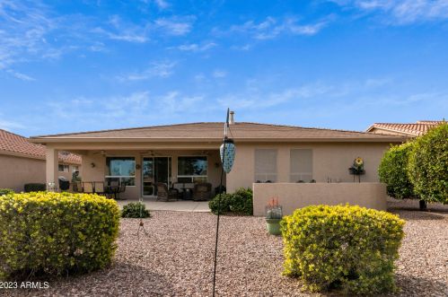 24032 Lakeway Cir, Chandler AZ 85248-7312 exterior