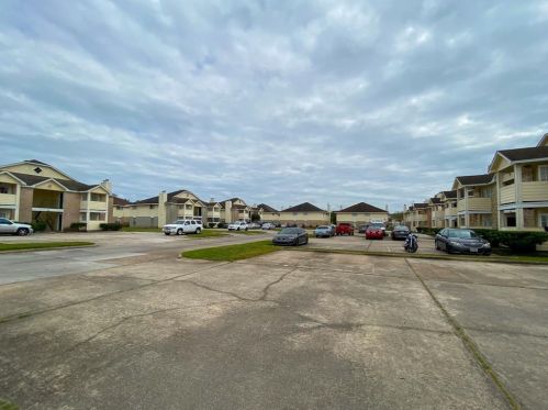 1312 Brenda Ln, Humble TX 77338-6150 exterior