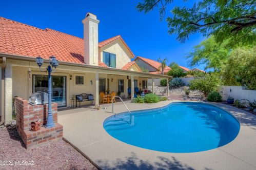 10950 Broadstone Dr, Tucson AZ  85737-8919 exterior