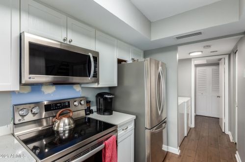 2035 Elm St, Phoenix AZ 85033-1101 exterior