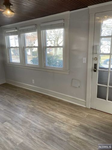 500 Maple Ave, Teaneck NJ  07666-2581 exterior